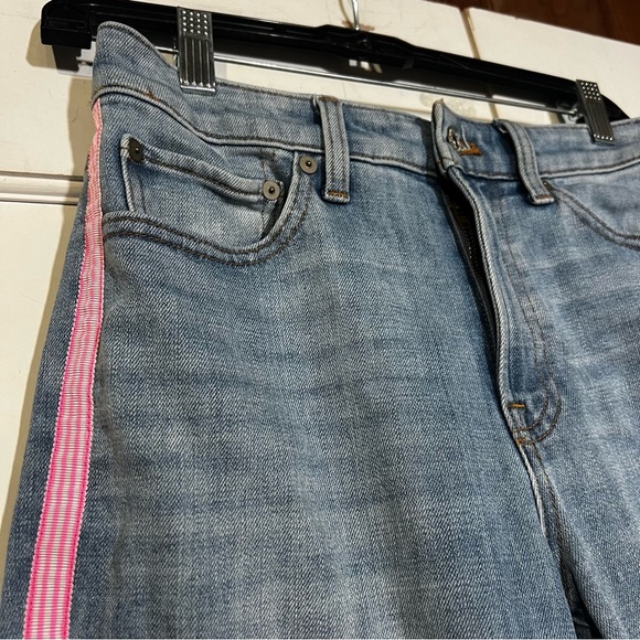 Talbots Modern Ankle Jeans with Pink Tape Detail Size 2 - Picture 3 of 9